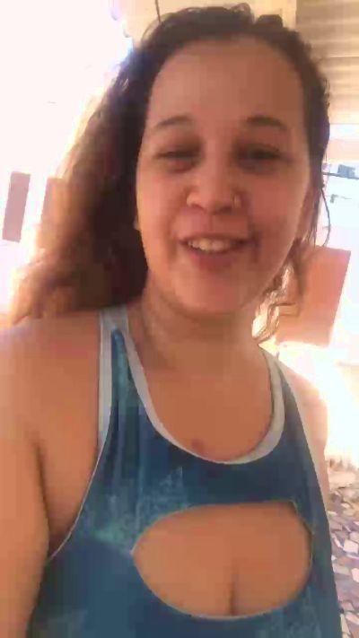 SluttyRedHead
