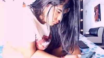 Sofia_Curvy