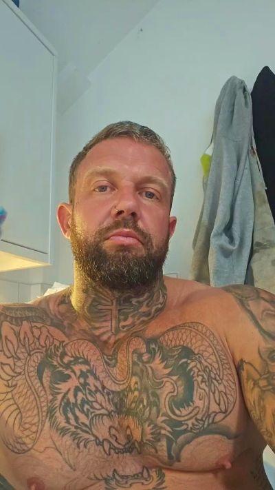 Tattedmuscle1