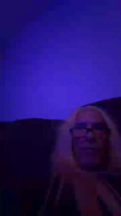Tsnikki4yew