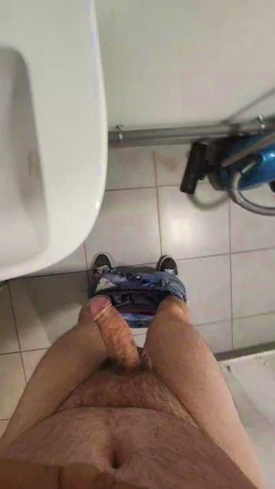 VoyeurExhib83