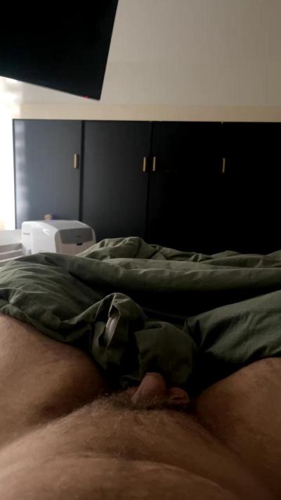 Young_Dick_Hot