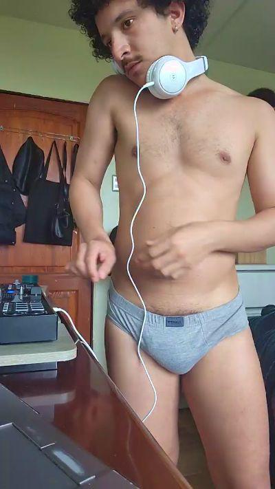 _latincouple_