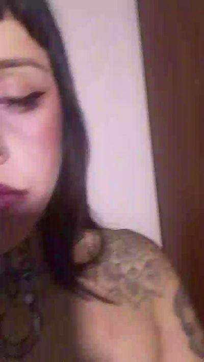 ariangel_hot