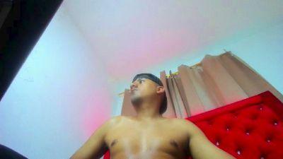 ariechuxbigcock