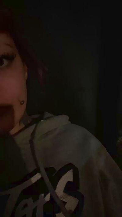 b4byg1rl01