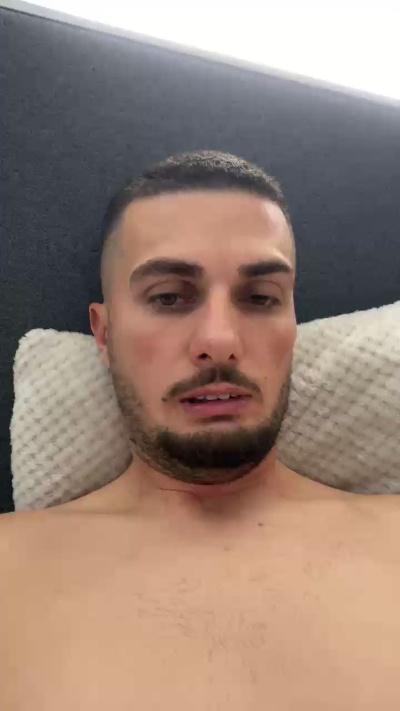 benny_hot_sexy
