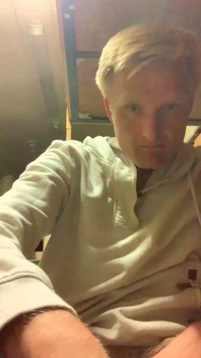 chris1998_hot