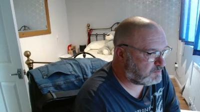 cum_over_me