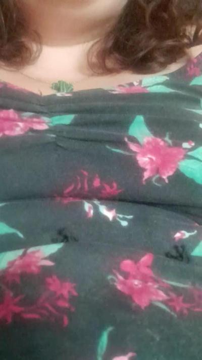 curvylia3