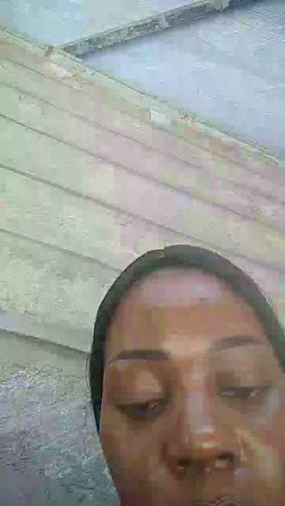 ebony_merry