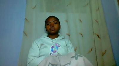 manouh_hot