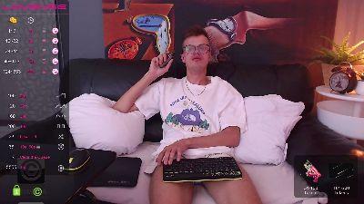 mathew_hott