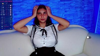 mia_henao