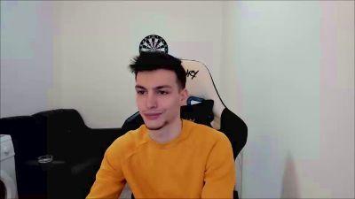 mike_glam