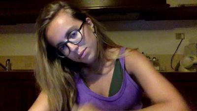 mollyyyy1998