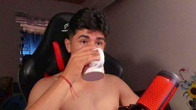nicolas_xx