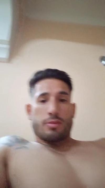 nicolaslatinhot