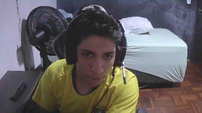novinho_gaymer3