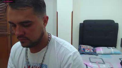 robert_hotx8