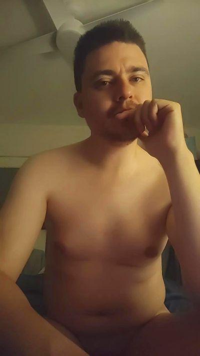 sexyguywhore1