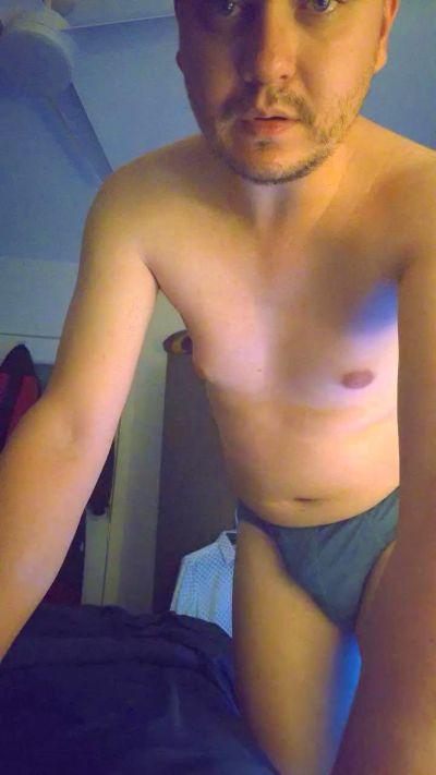 sexyslaveguy18