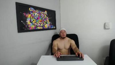 strong_muscle_