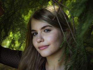 18Nikki