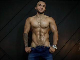 AndrewHolden18