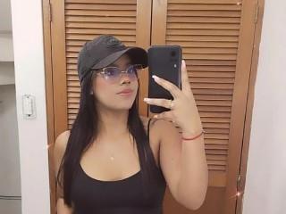 BlackTaylor01
