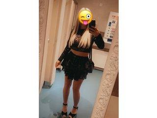 Blonde_Bella_X