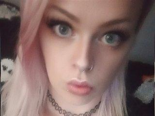 BrattyLittleDemonX