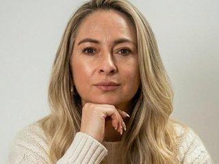 ChanelGold79