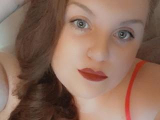 CurvyBustyLayla