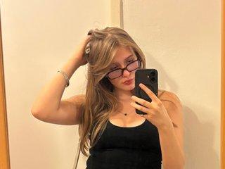 Dolllmiira