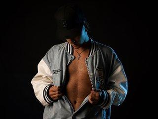 IamAres