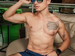 JUSTIN_VALVERDE
