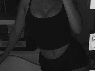 LadyofYourDreams19