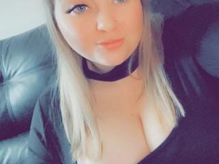 NaughtyNicolaUK
