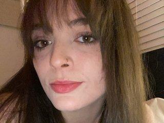 NikkiBoo25