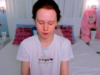 Nikki_Squirt