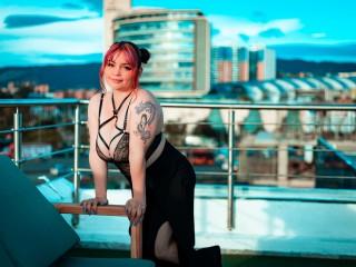 NikkyHottie