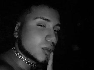 NoaNCarolain