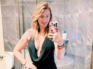 OliviaLovesOrgasms