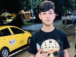 WhiteHandsome