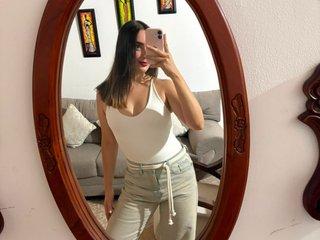 Zoe_Mills
