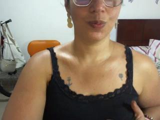 ana_hott