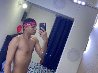 dimitri_hot20