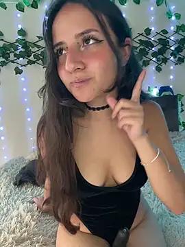 -Amyy-