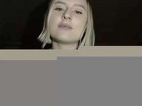-Lorie_Nell